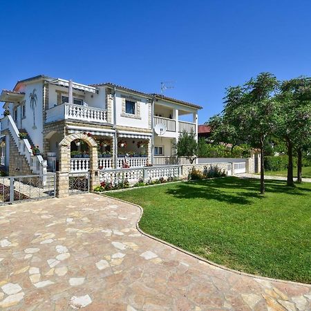 Apartments Rote Rosen Нін Екстер'єр фото