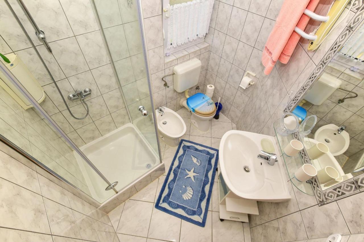 Apartments Rote Rosen Нін Екстер'єр фото