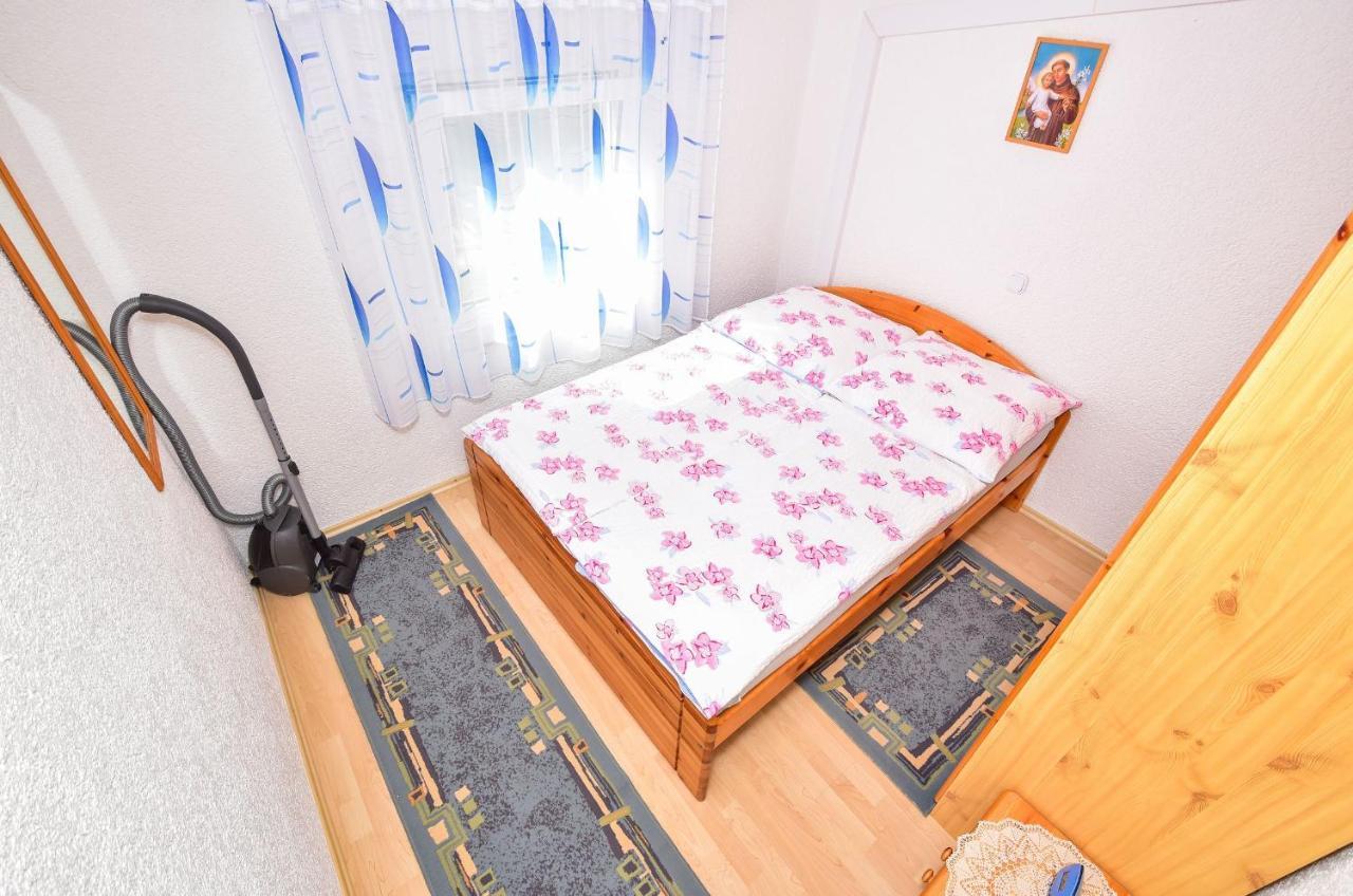 Apartments Rote Rosen Нін Екстер'єр фото