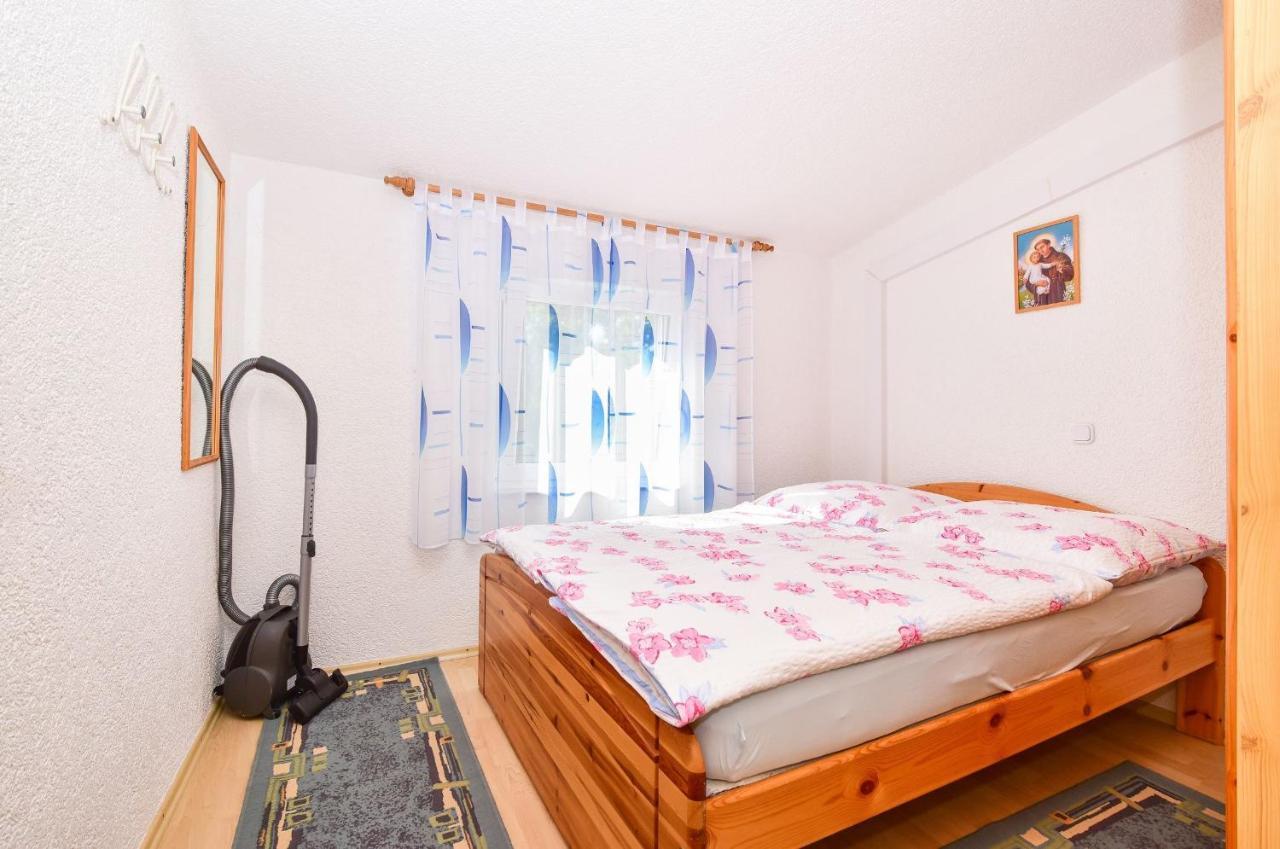 Apartments Rote Rosen Нін Екстер'єр фото
